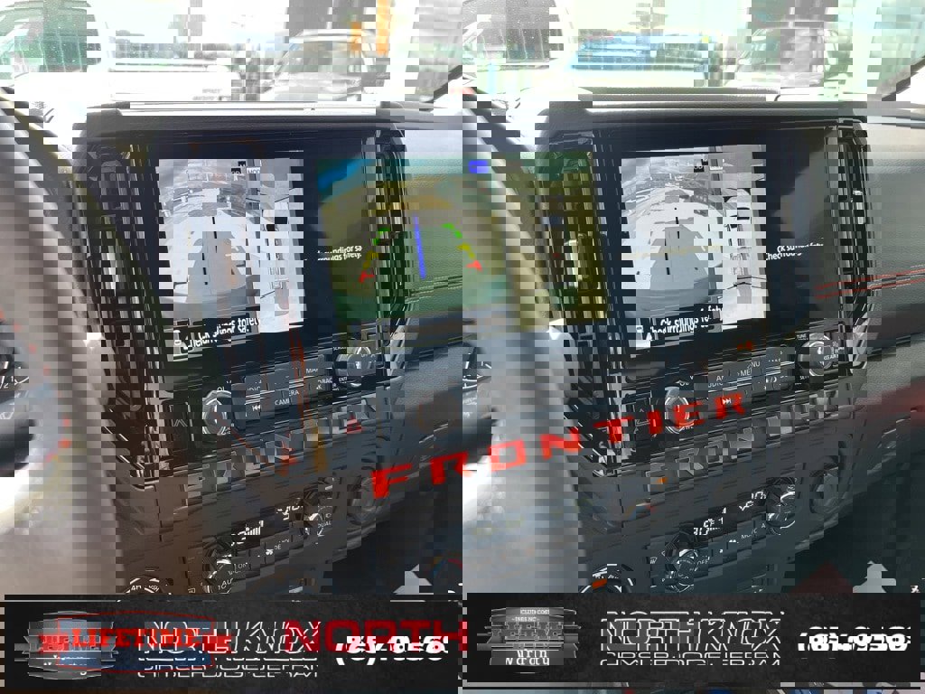 Used 2025 Nissan Frontier PRO-4X w/ Pro Premium Package image 10