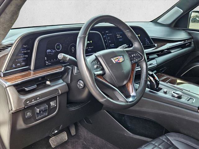 Used 2023 Cadillac Escalade Sport Platinum w/ LPO, ONYX Package image 9