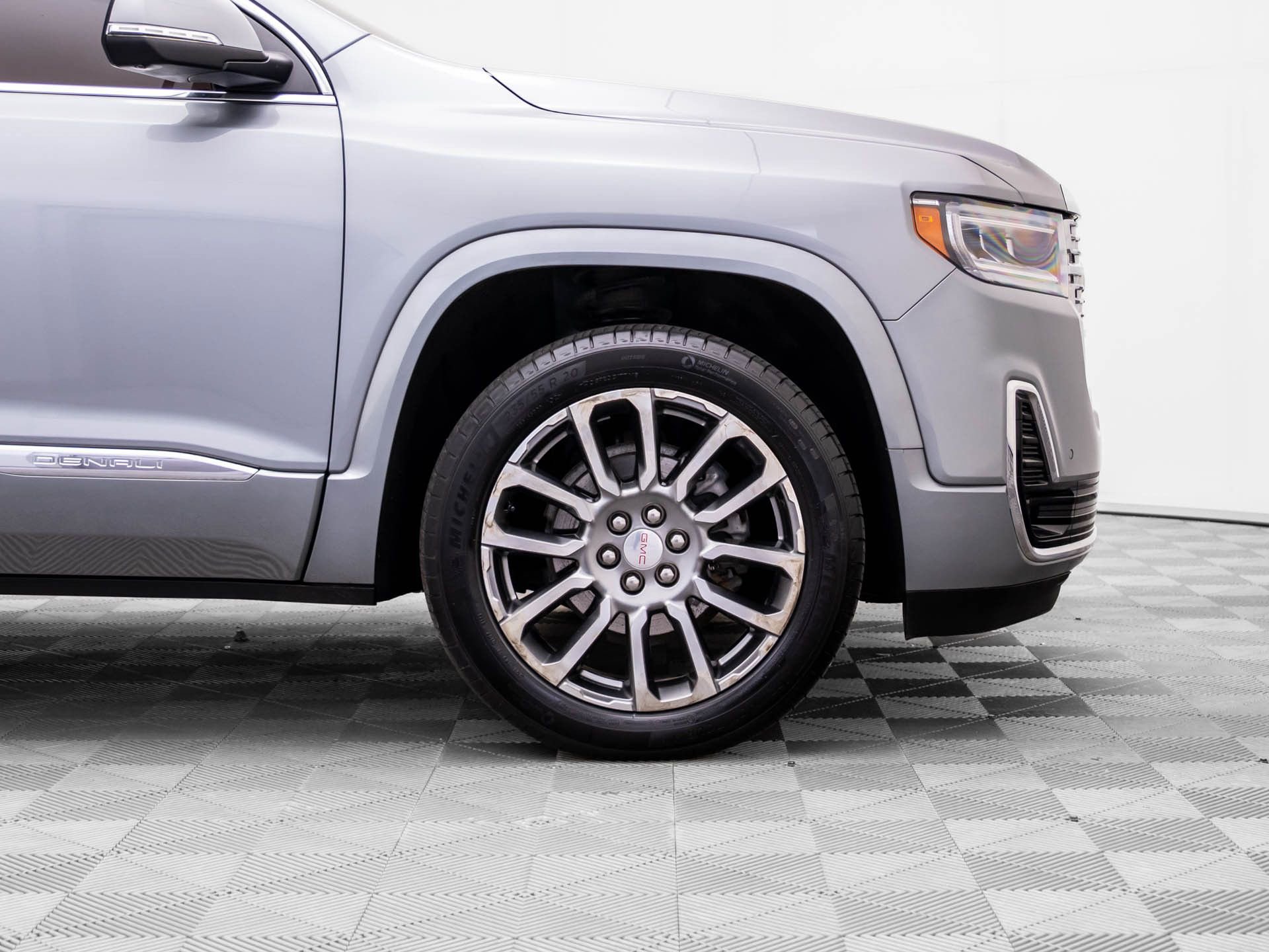 Used 2023 GMC Acadia Denali w/ Denali Ultimate Package image 41