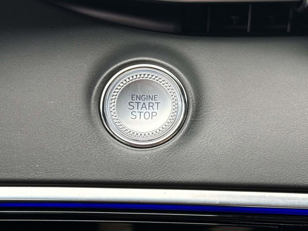 Certified 2023 Genesis GV70 2.5T w/ Sport Prestige Package image 29