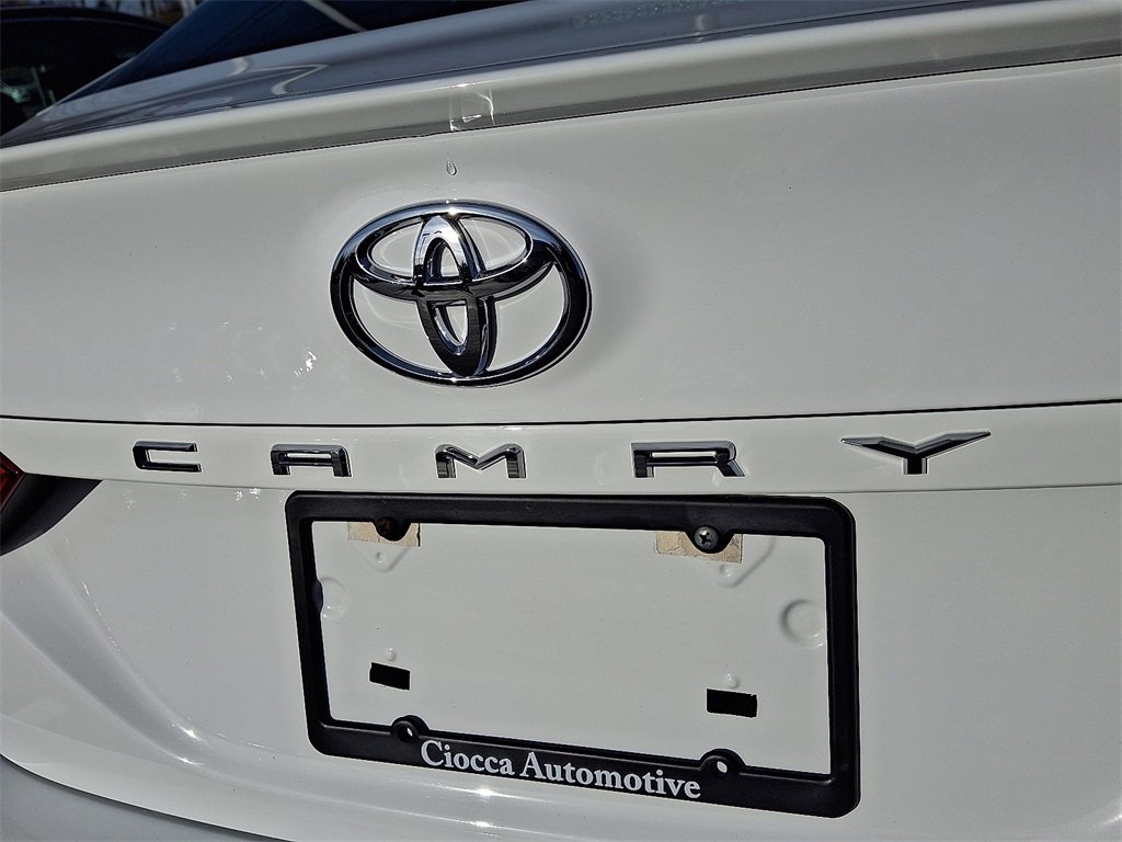 Used 2019 Toyota Camry SE image 31