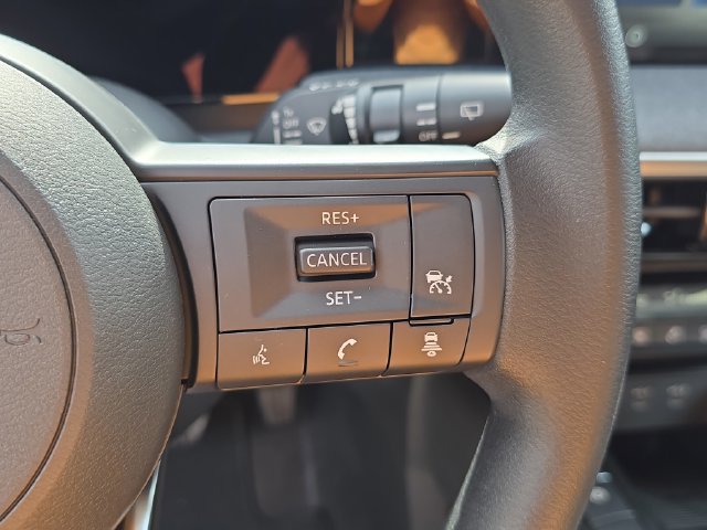 New 2026 Nissan Kicks SV w/ SV Premium Package FWD image 33