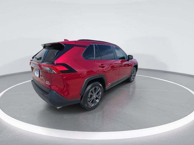 Used 2023 Toyota RAV4 XLE Premium AWD/4WD image 8