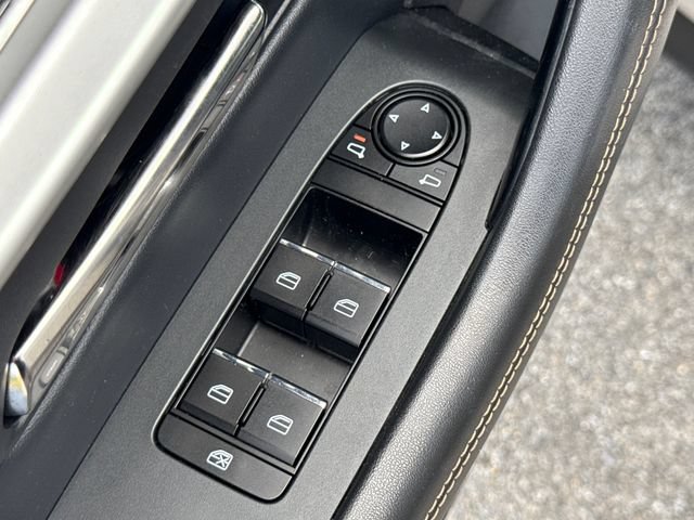 Certified 2024 MAZDA CX-90 Plug-In Hybrid w/ Preferred AWD/4WD image 22