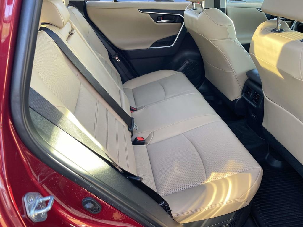 Used 2025 Toyota RAV4 Limited w/ Advanced Technology Package image 46