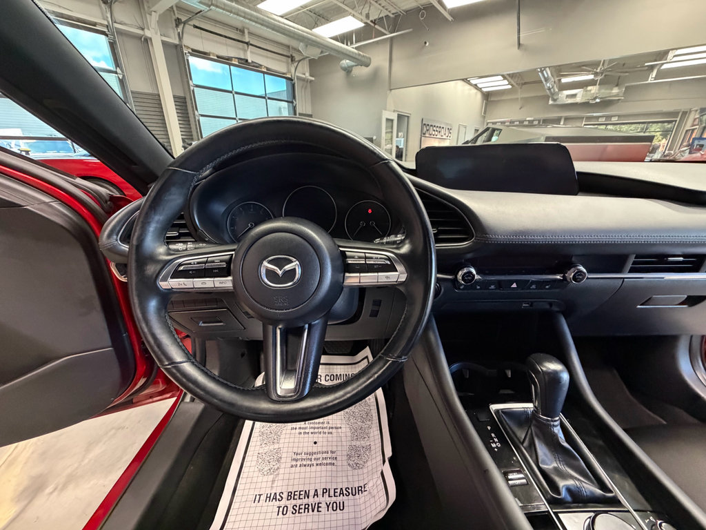Used 2019 MAZDA MAZDA3 AWD Hatchback image 9