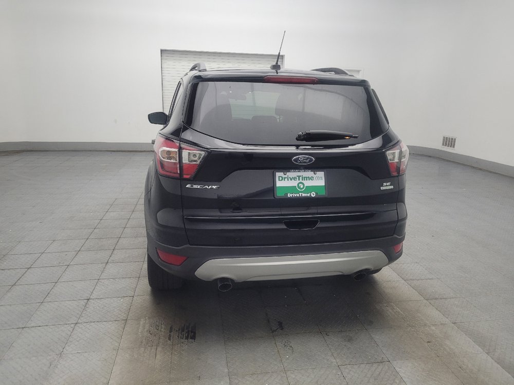 Used 2017 Ford Escape SE w/ Equipment Group 201A FWD image 6