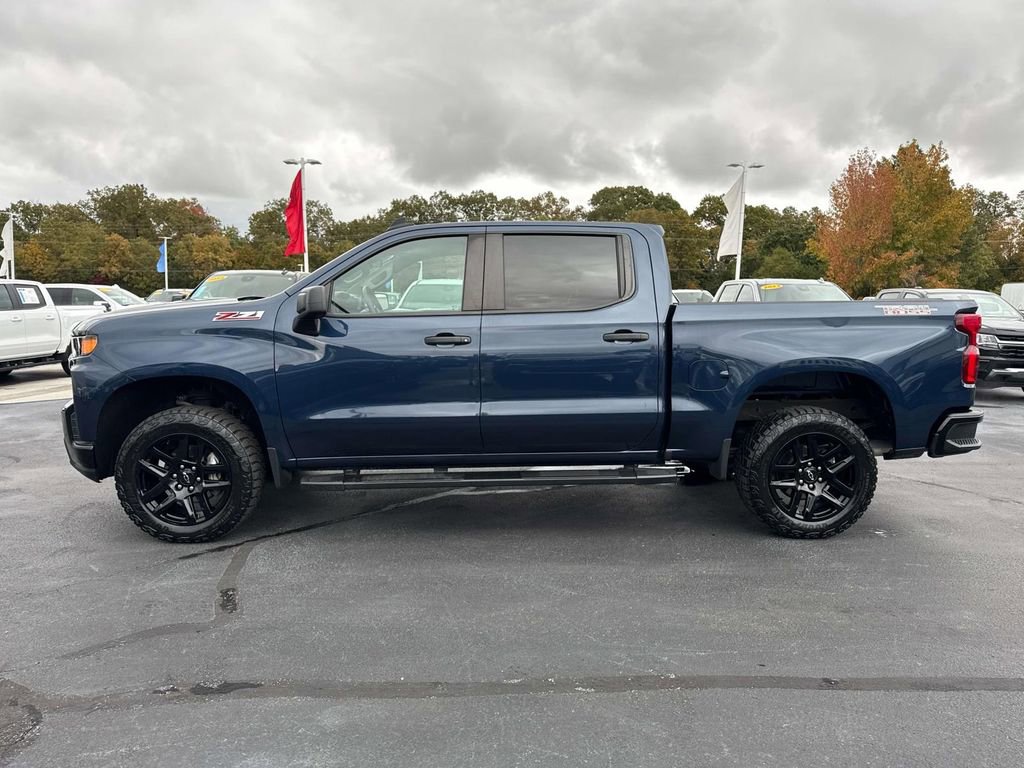 Used 2022 Chevrolet Silverado 1500 Custom Trail Boss w/ LPO, Dark Essentials Package image 4