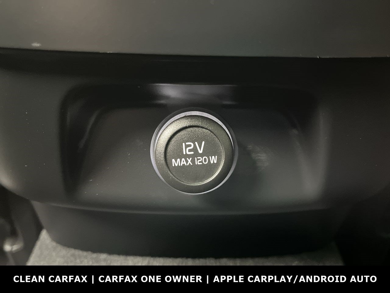 Used 2020 Volvo V60 T5 Cross Country AWD/4WD image 12
