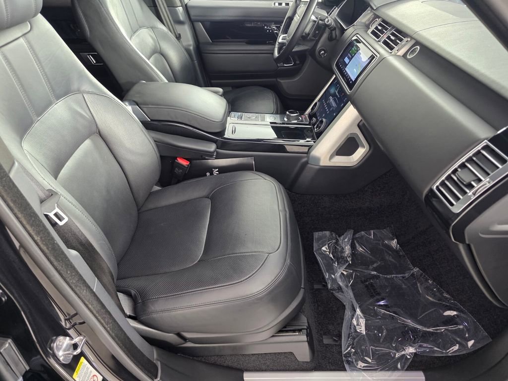 Used 2019 Land Rover Range Rover Supercharged AWD/4WD image 29