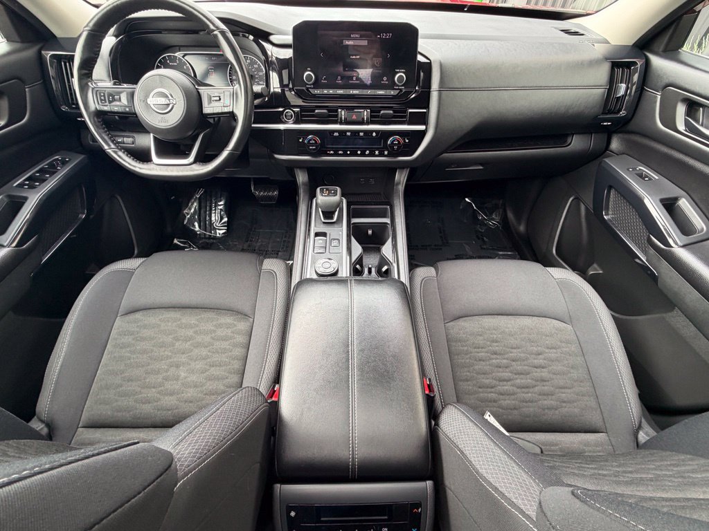 Used 2024 Nissan Pathfinder SV AWD/4WD image 13