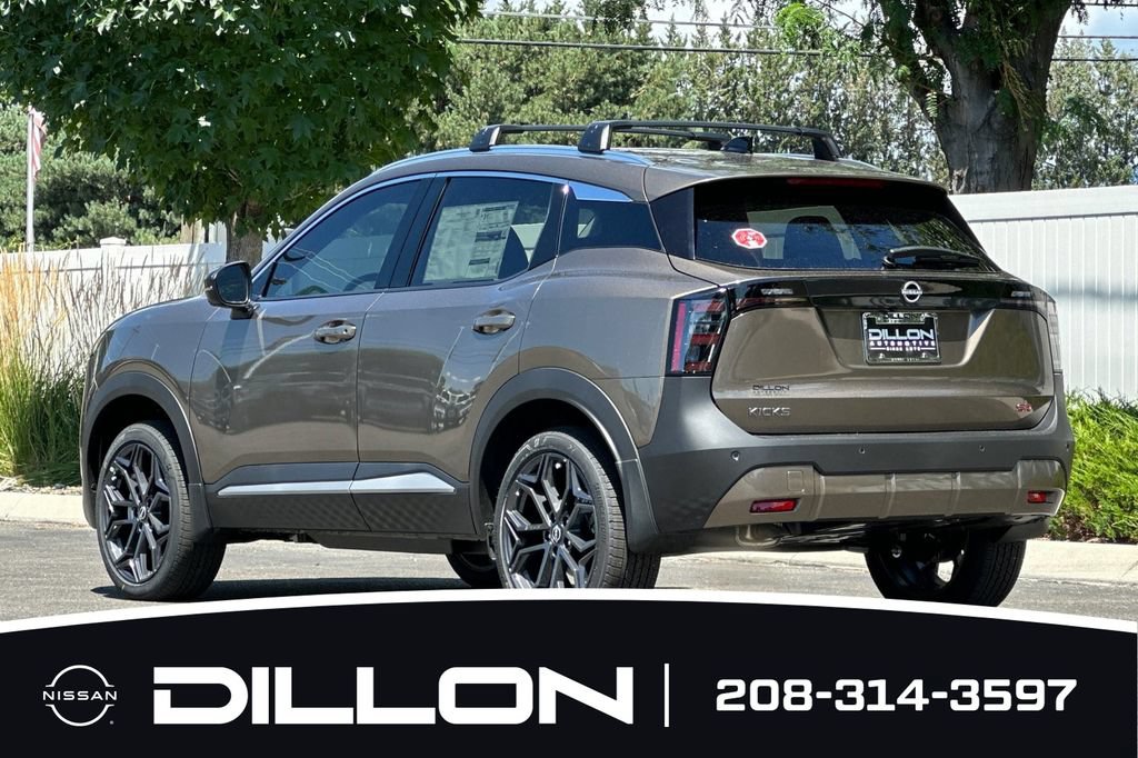 New 2026 Nissan Kicks SR w/ Cold Weather Package FWD image 9