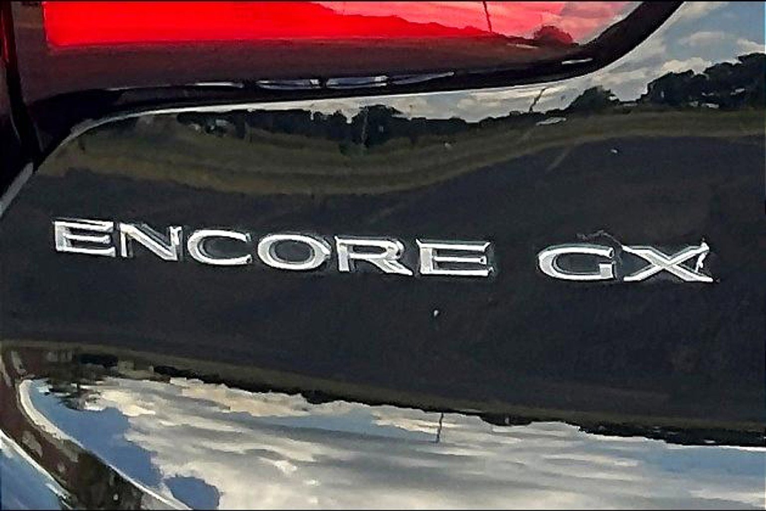 Used 2021 Buick Encore GX Select image 29