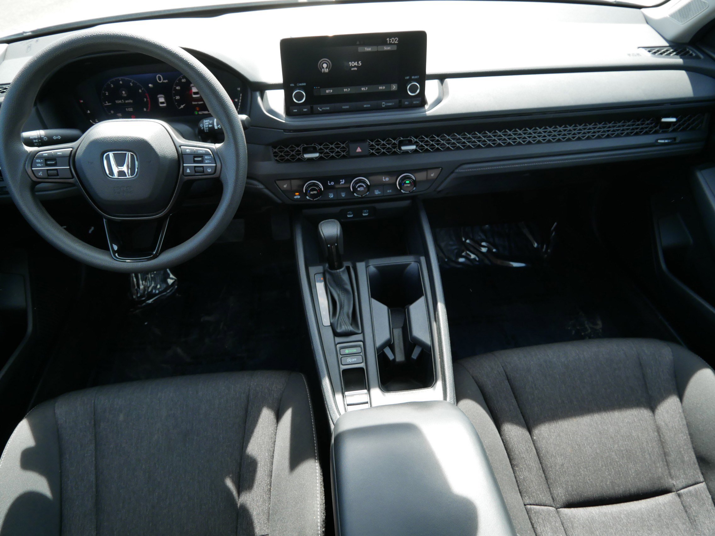 Used 2023 Honda Accord EX image 10