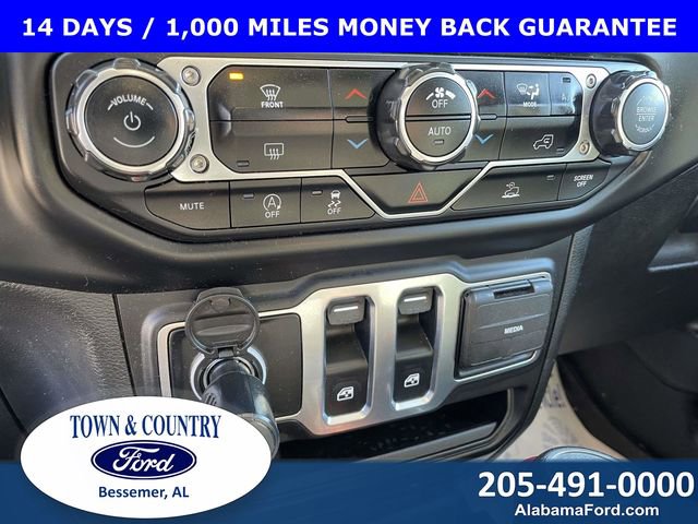 Used 2021 Jeep Wrangler Willys image 24