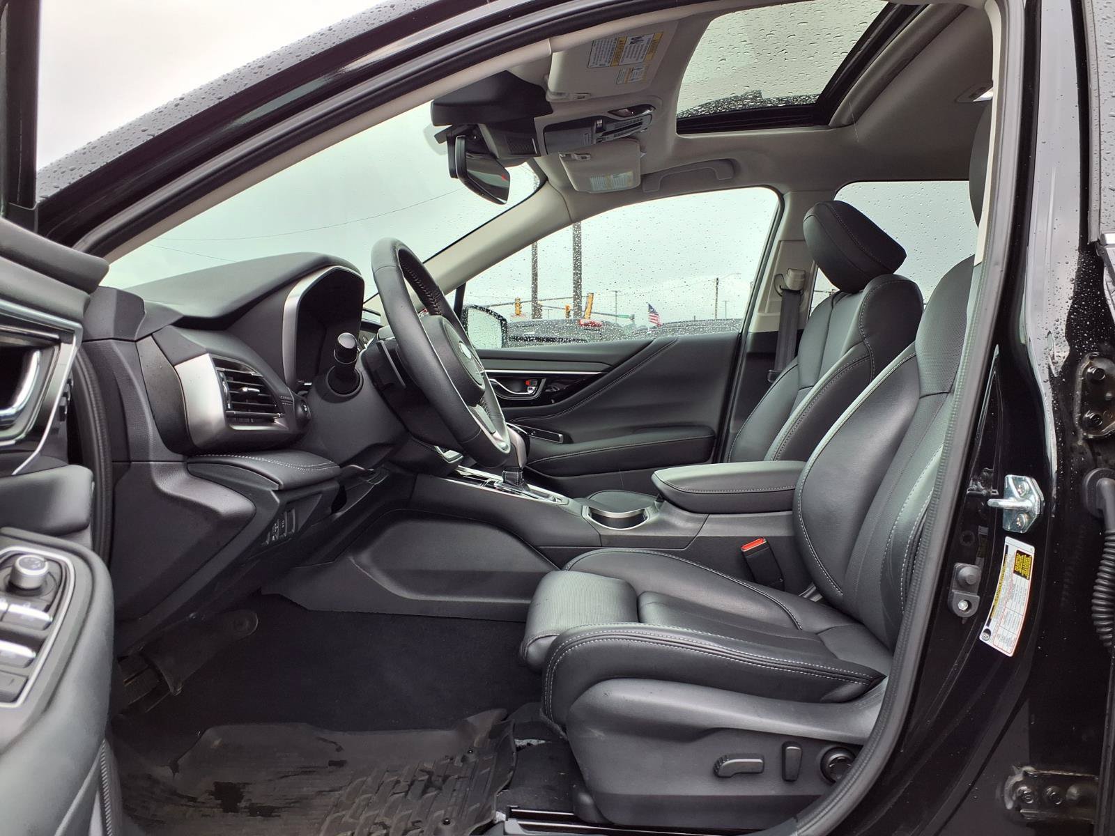 Used 2025 Subaru Outback Limited AWD/4WD image 24