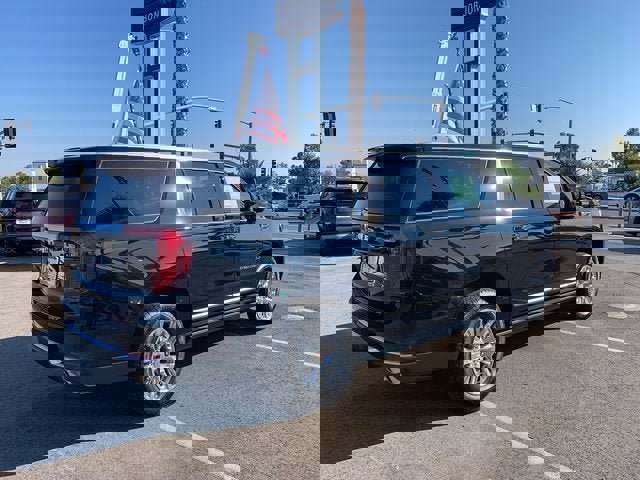 New 2026 GMC Yukon XL Denali w/ Sun & Power Step Package image 7