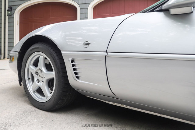Used 1996 Chevrolet Corvette Convertible RWD image 77