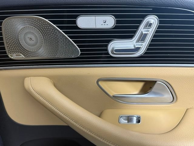 Used 2024 Mercedes-Benz GLS 580 4MATIC image 66