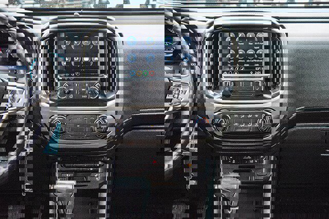 Used 2021 GMC Canyon Denali image 11