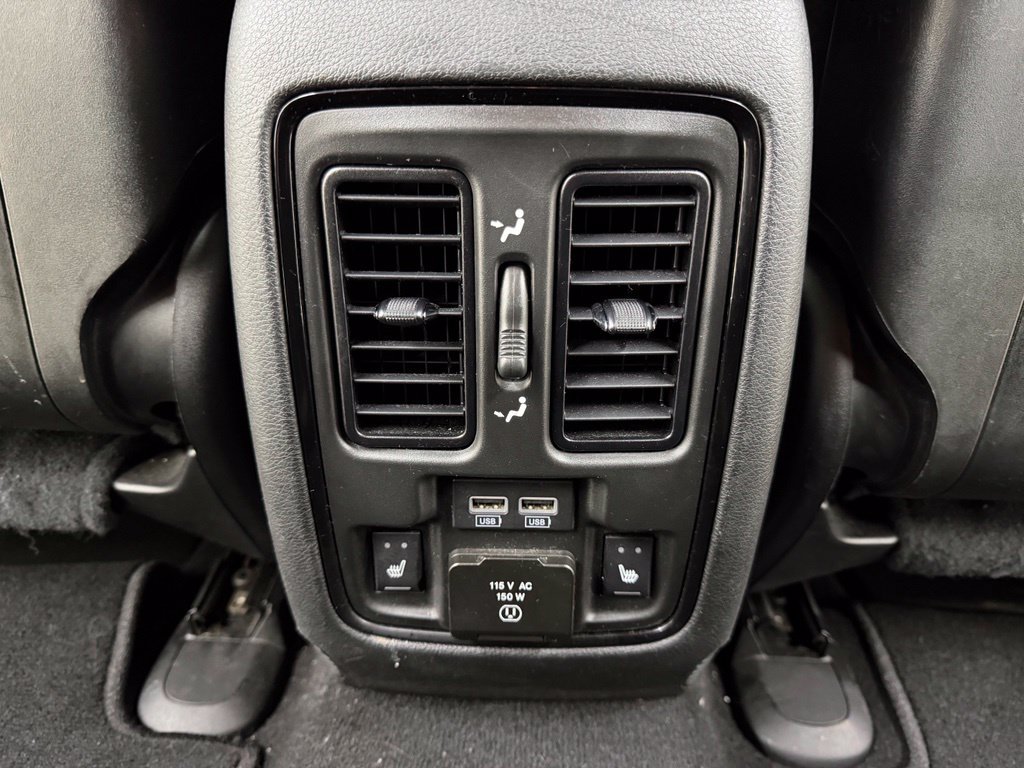 Used 2023 Dodge Durango R/T AWD/4WD image 17