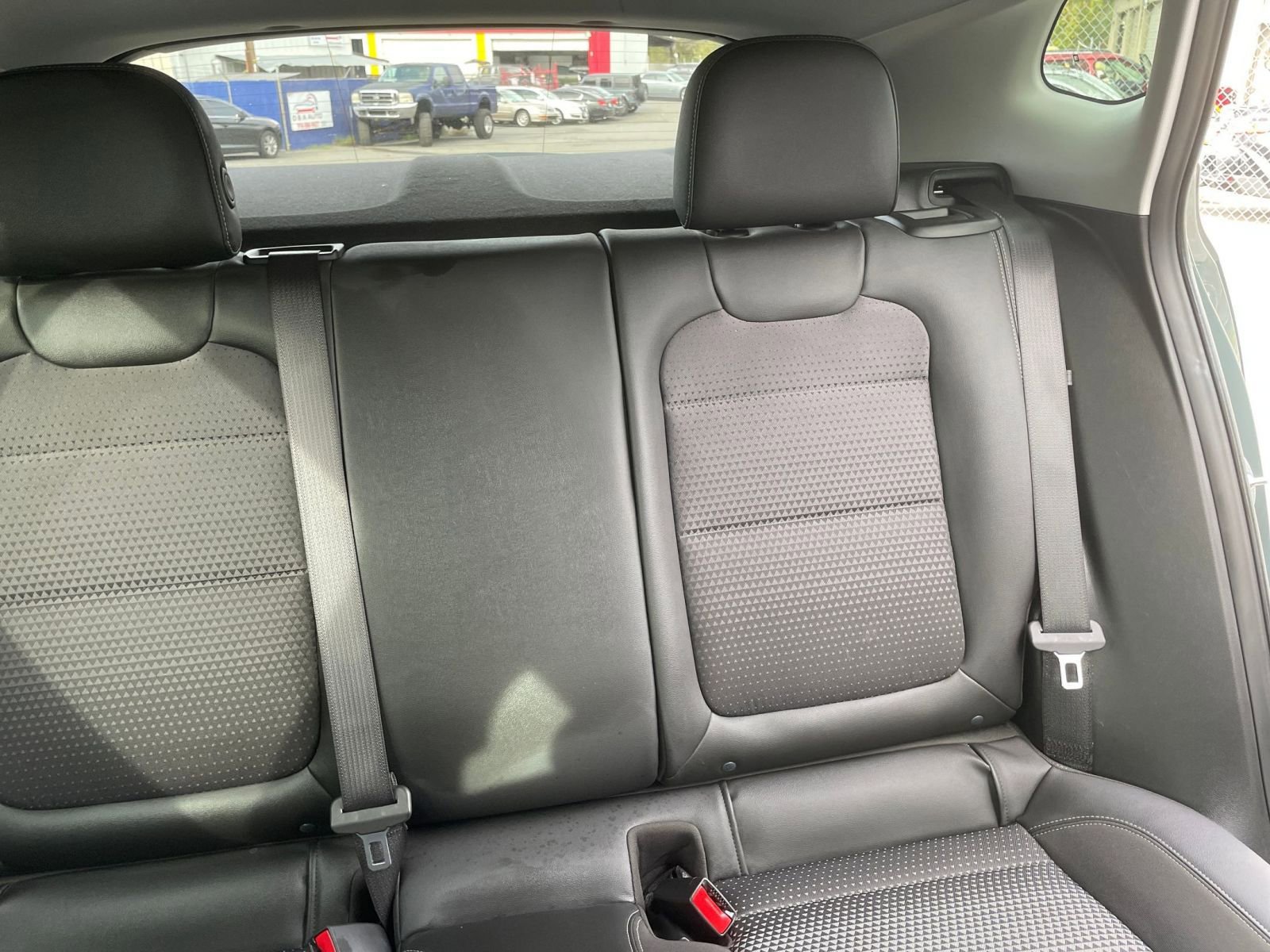 Used 2025 Chevrolet Trax LT w/ LT Convenience Package image 35