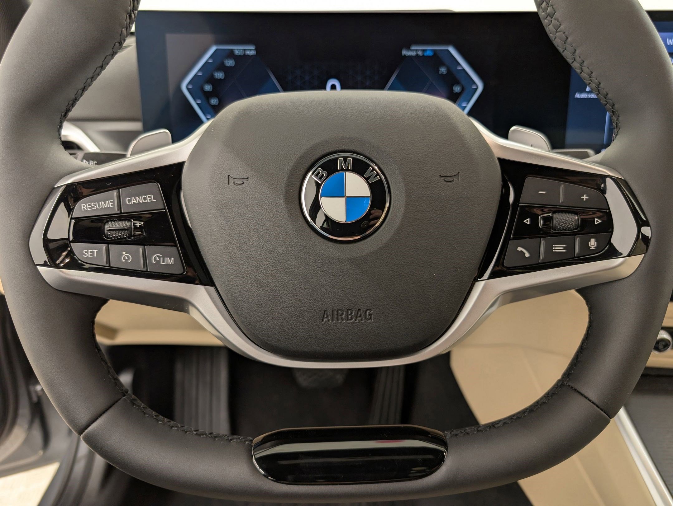 Used 2025 BMW 330i xDrive Sedan w/ Premium Package image 13