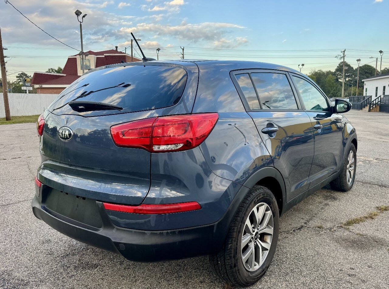 Used 2016 Kia Sportage LX AWD/4WD image 5