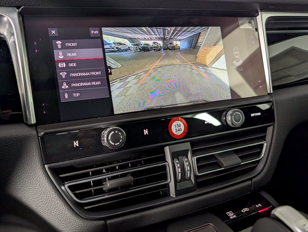 New 2026 Porsche Macan AWD/4WD image 33
