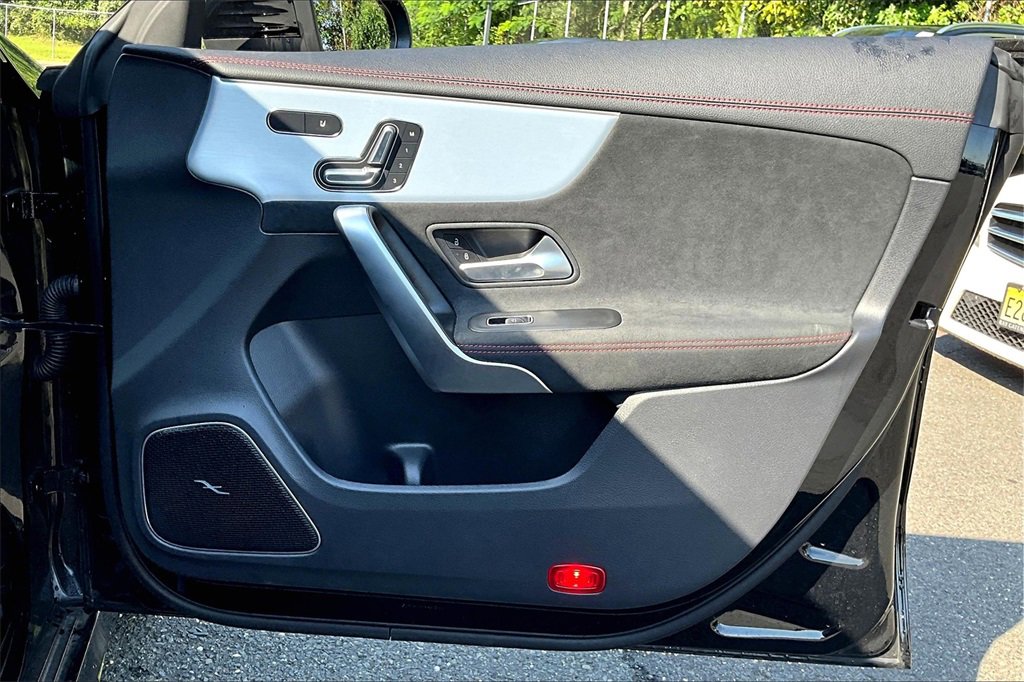 Certified 2024 Mercedes-Benz CLA 250 4MATIC image 19