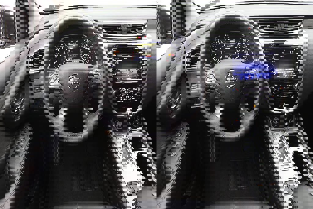 Used 2023 Nissan Murano SV w/ SV Midnight Edition Package image 13