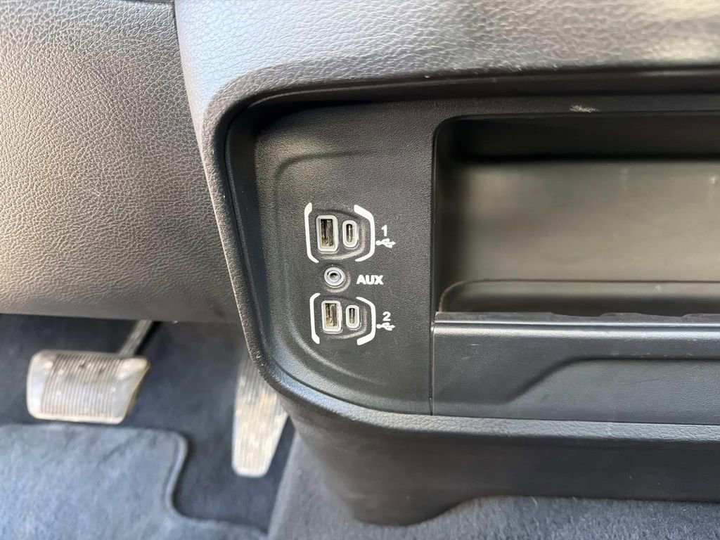 Used 2024 RAM 2500 Big Horn image 36