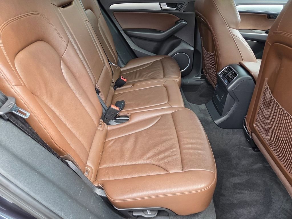 Used 2017 Audi Q5 2.0T Premium Plus w/ Technology Package image 31