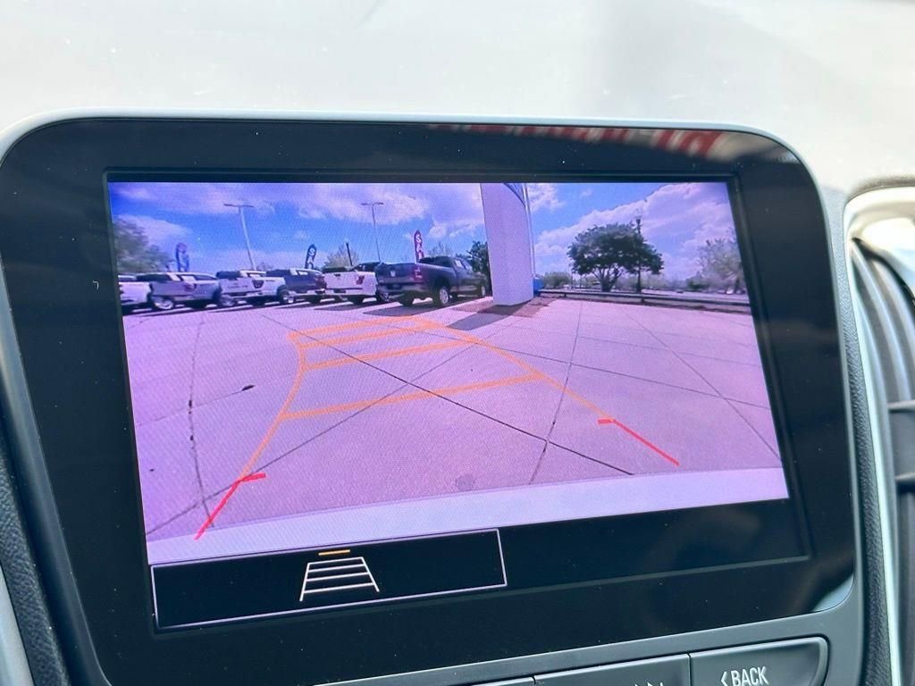 Used 2024 Chevrolet Malibu LS image 9