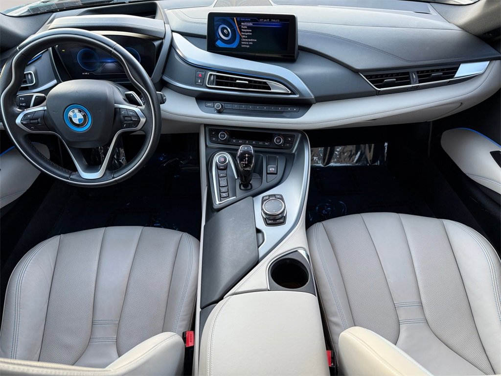 Used 2015 BMW i8 image 10