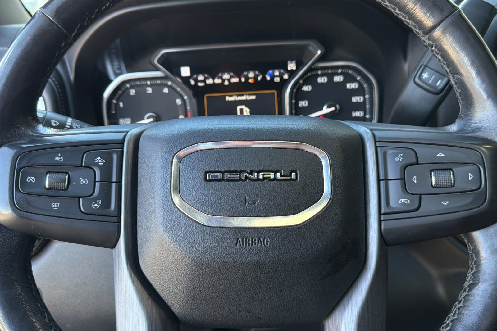 Used 2019 GMC Sierra 1500 Denali w/ Denali Ultimate Package AWD/4WD image 33