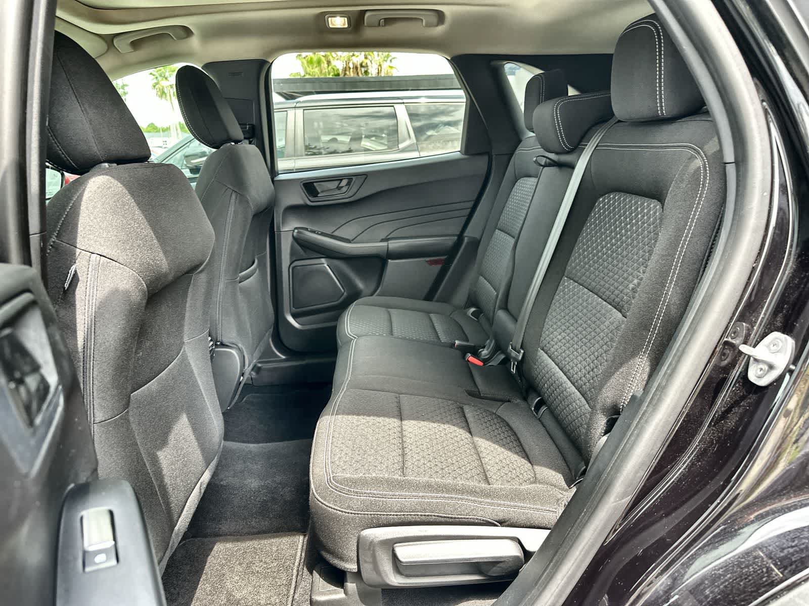 Used 2023 Ford Escape Active w/ Tech Pack #1 FWD image 4