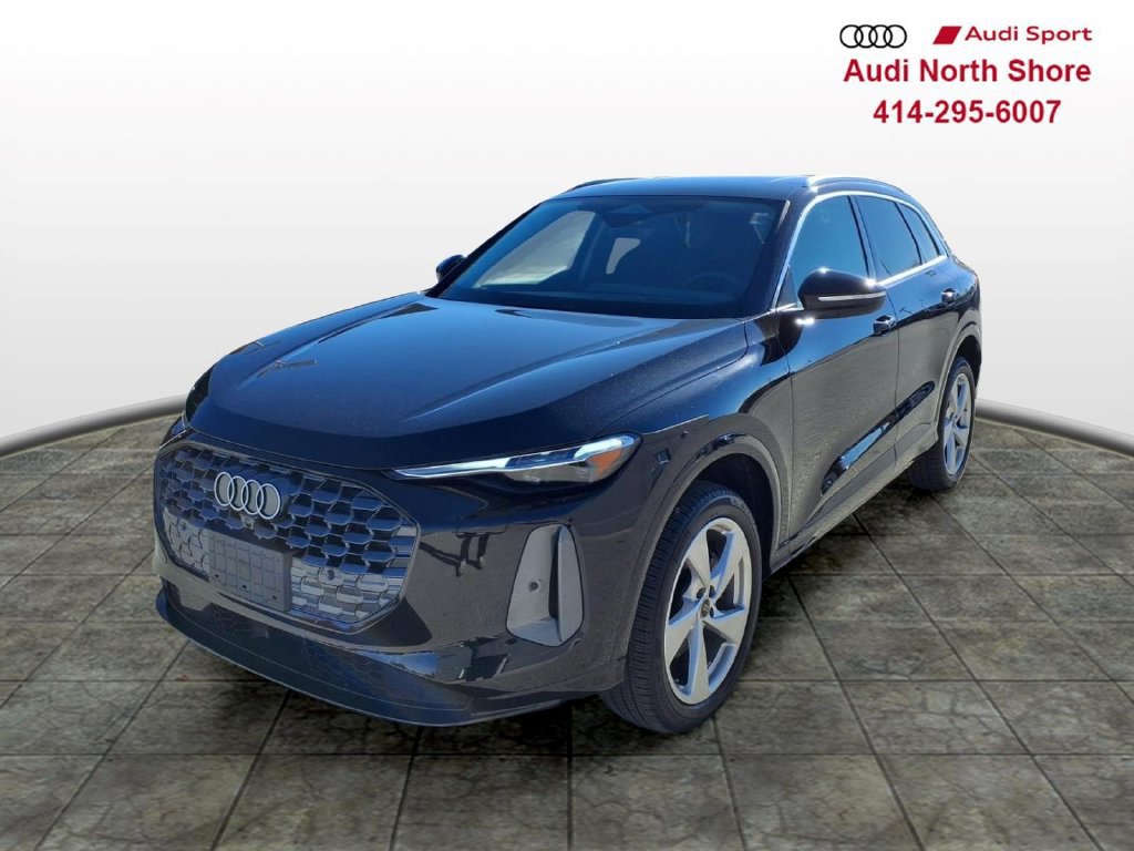 Used 2025 Audi Q5 Premium Plus w/ Premium Plus AWD/4WD image 6