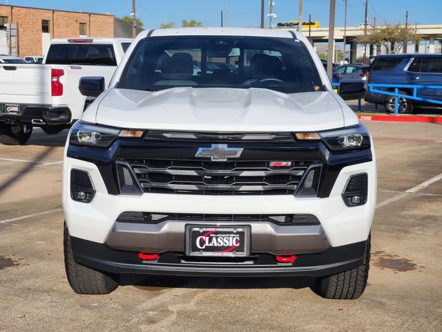 Used 2025 Chevrolet Colorado Z71 w/ Z71 Convenience Package 2 image 2