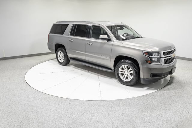 Used 2018 Chevrolet Suburban LS w/ Skid Plate Package AWD/4WD image 28