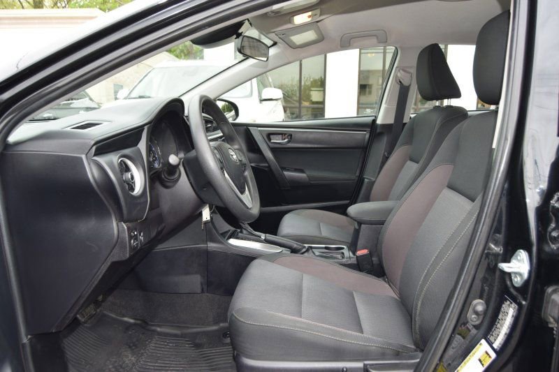 Used 2019 Toyota Corolla LE FWD image 16