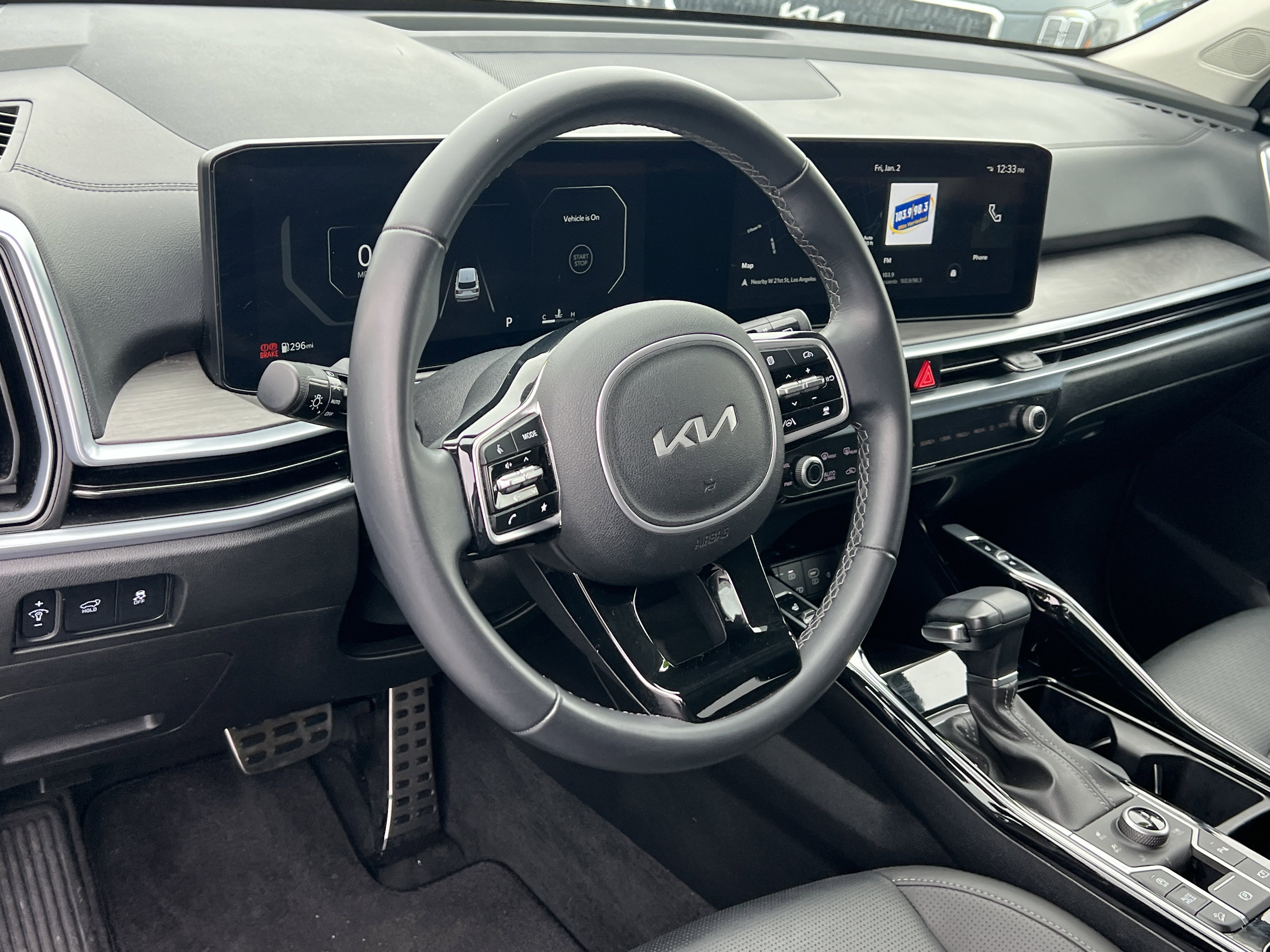 Certified 2024 Kia Sorento SX image 24