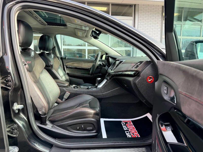 Used 2014 Chevrolet SS RWD image 38