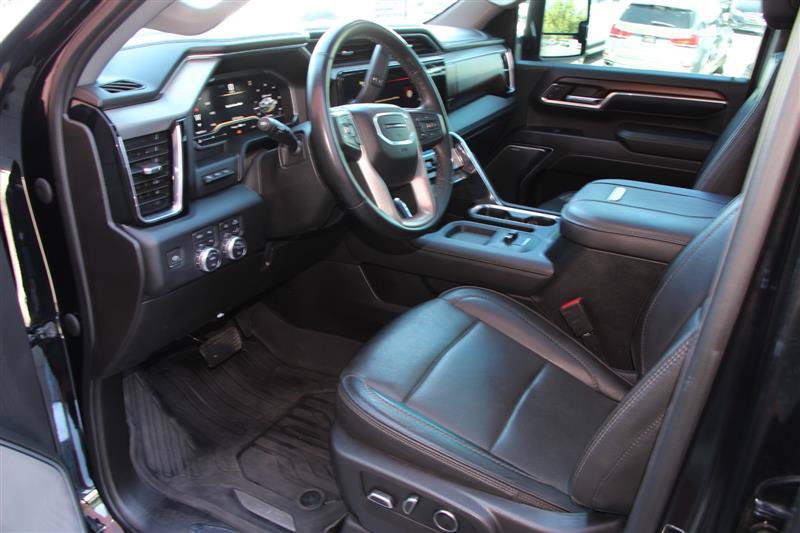 Used 2024 GMC Sierra 2500 Denali w/ Denali Reserve Package AWD/4WD image 10