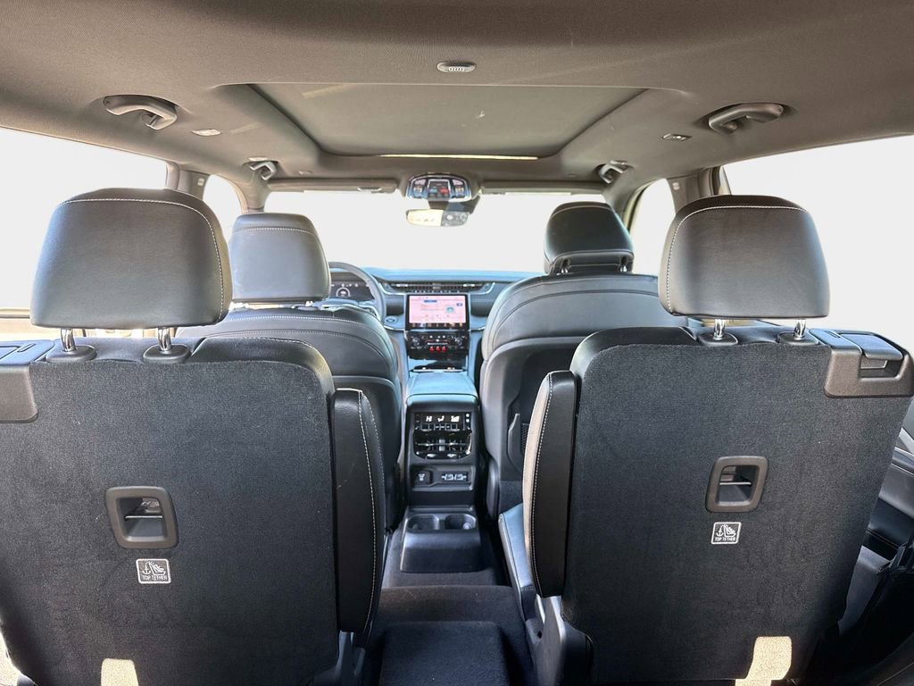 Used 2023 Jeep Grand Cherokee L Overland image 31