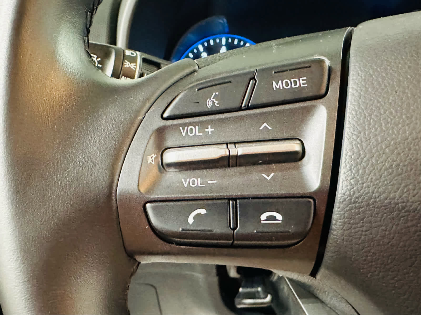 Used 2021 Hyundai Kona SEL Plus AWD/4WD image 15