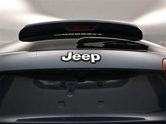 Used 2020 Jeep Grand Cherokee Limited w/ Luxury Group II image 24