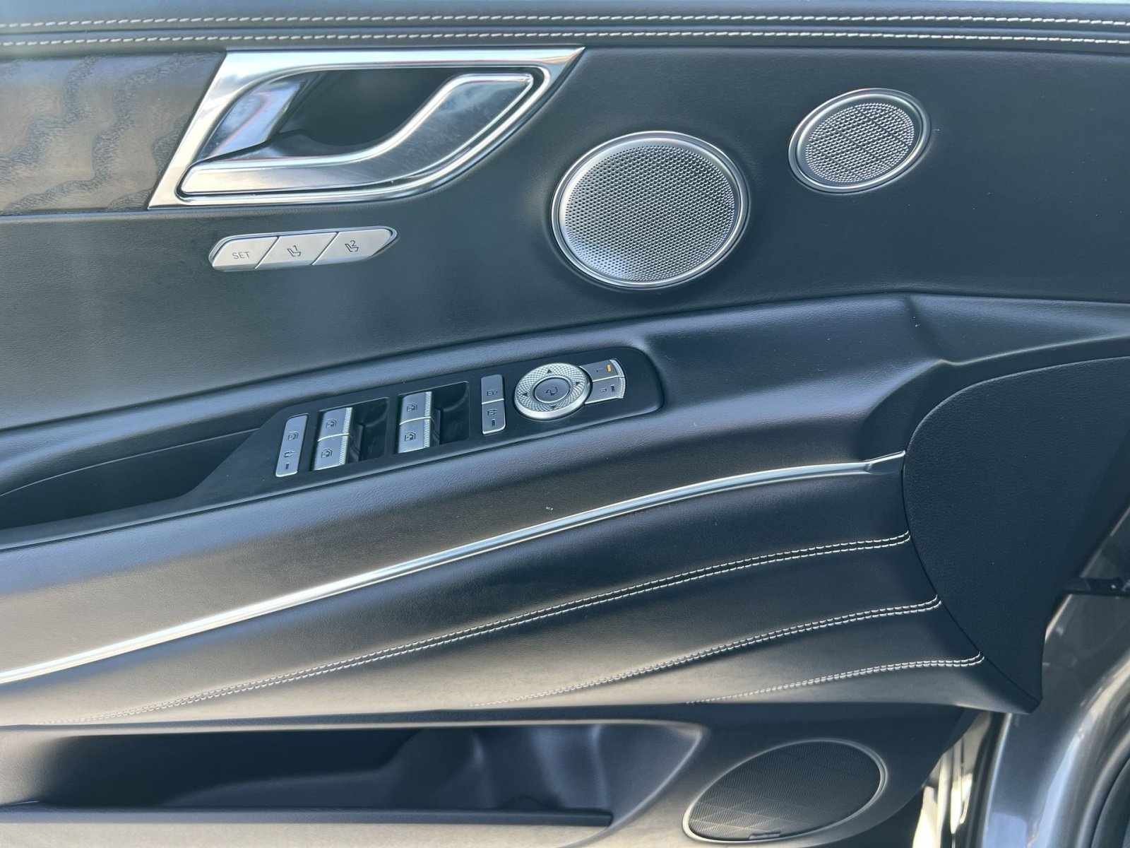 Used 2022 Genesis GV80 2.5T w/ Prestige Package 04 image 15