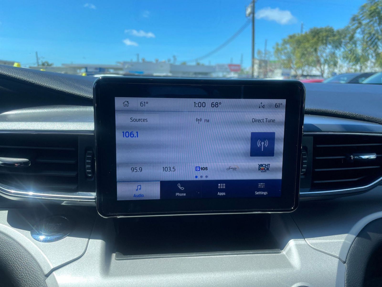 Used 2024 Ford Explorer XLT w/ Equipment Group 202A image 20