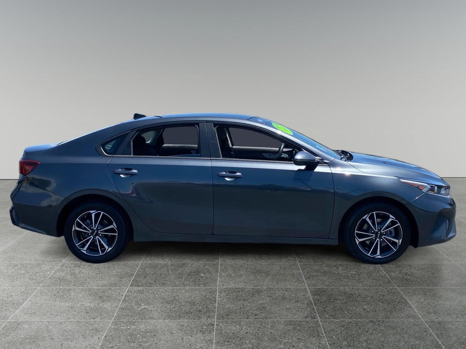 Used 2024 Kia Forte LXS w/ LXS Technology Package FWD image 6